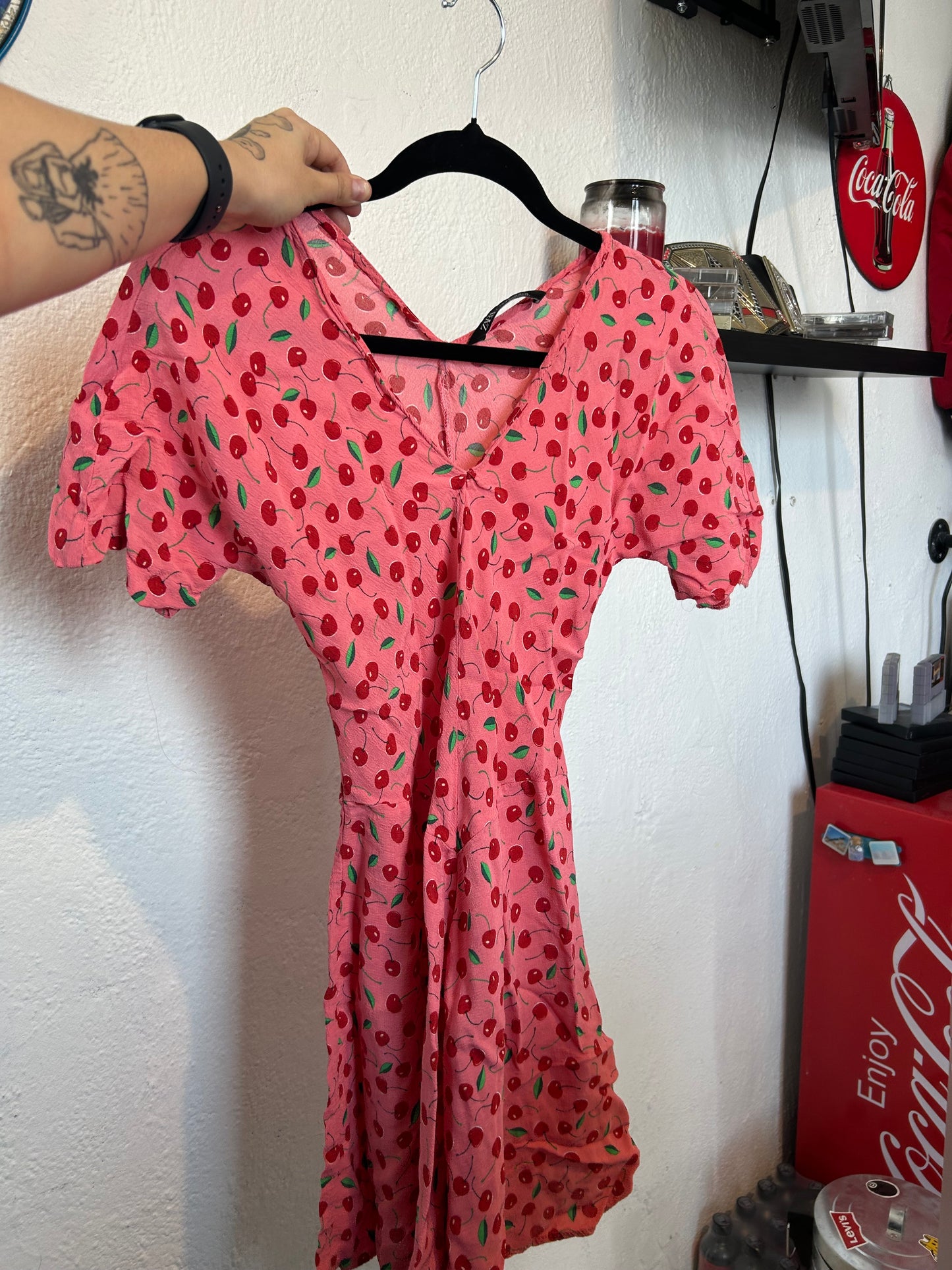 Vestido rojo de cerezas