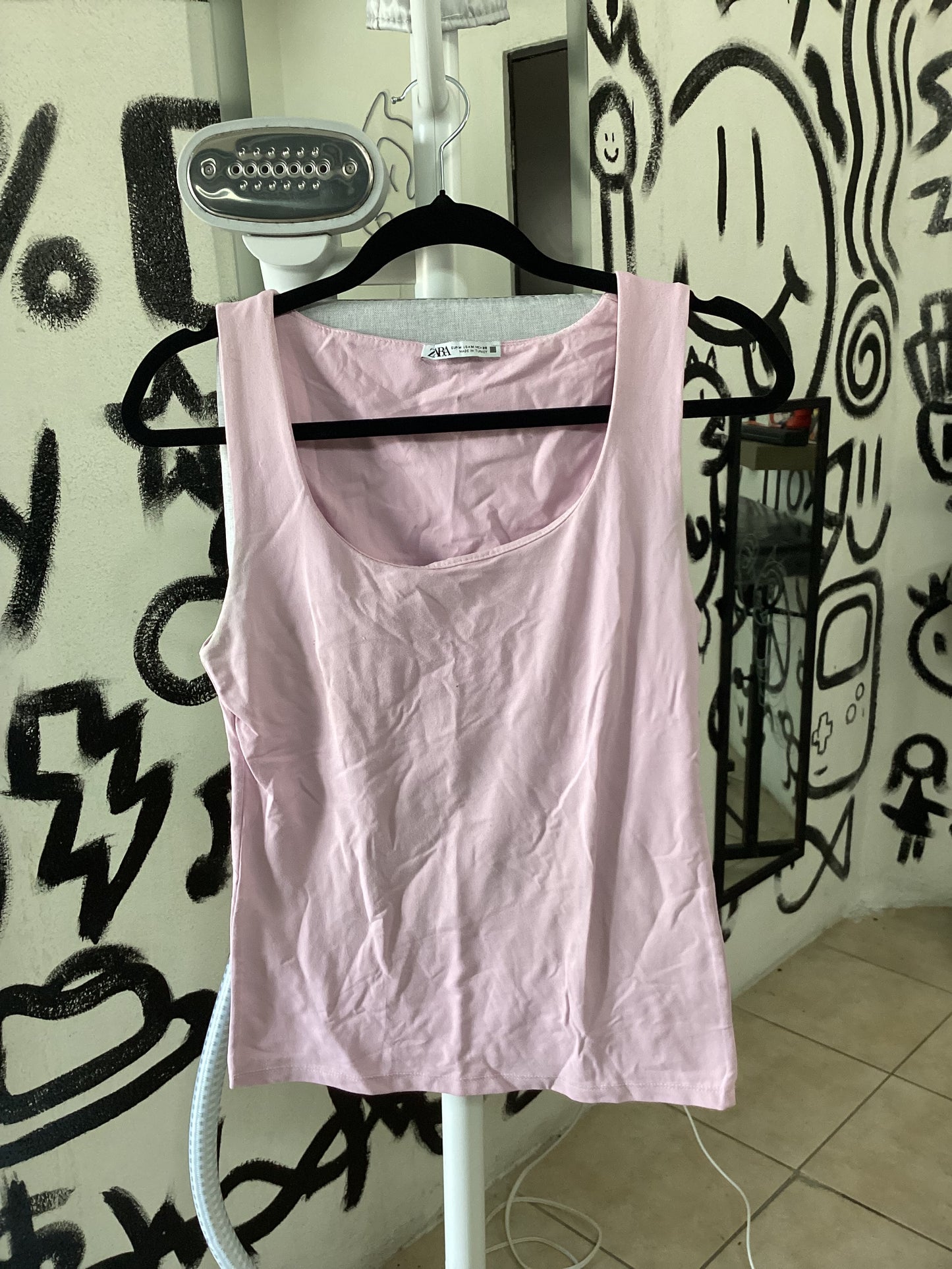 Blusa de tirantes rosa pastel tela gym
