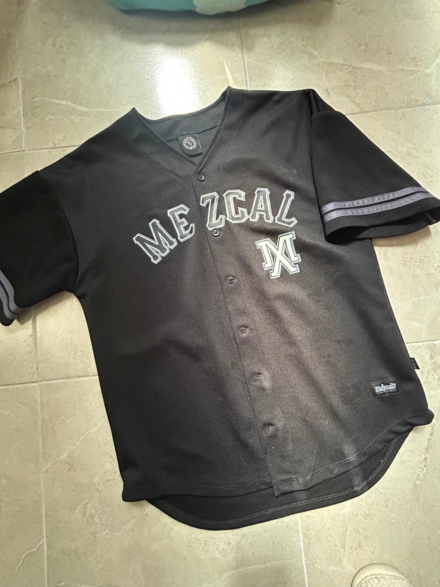 Jersey mezcal negra