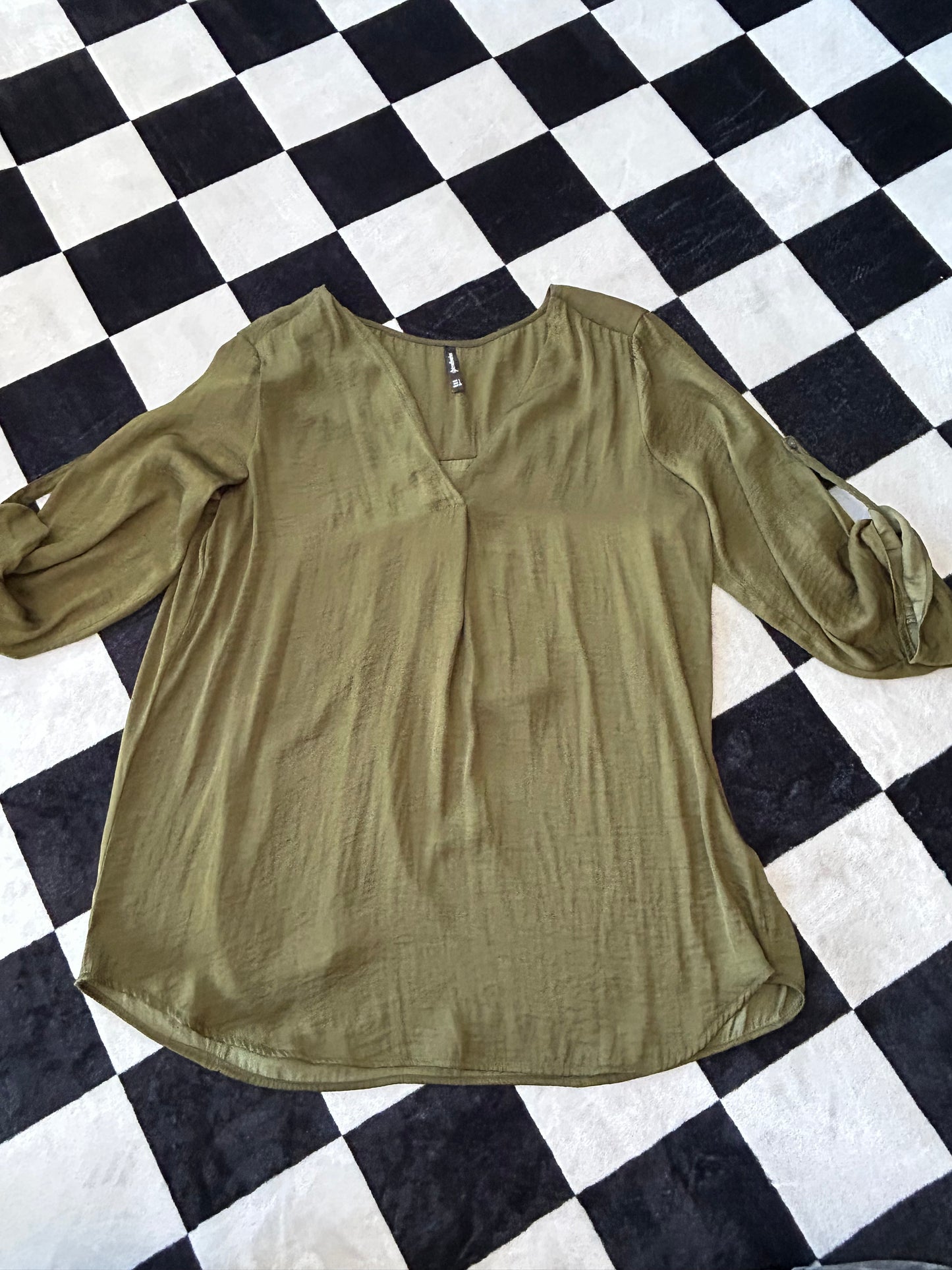 Blusa verde olivo