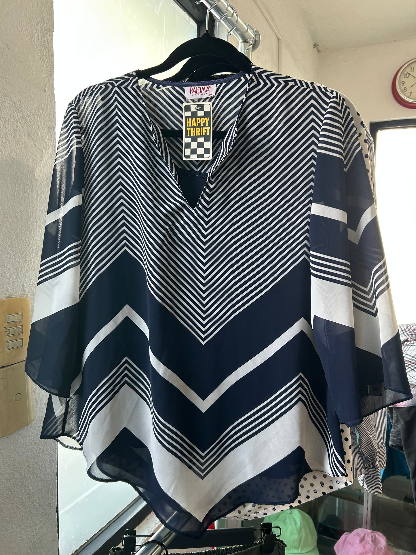 Blusa azul con blanco trasparente con blusa interior