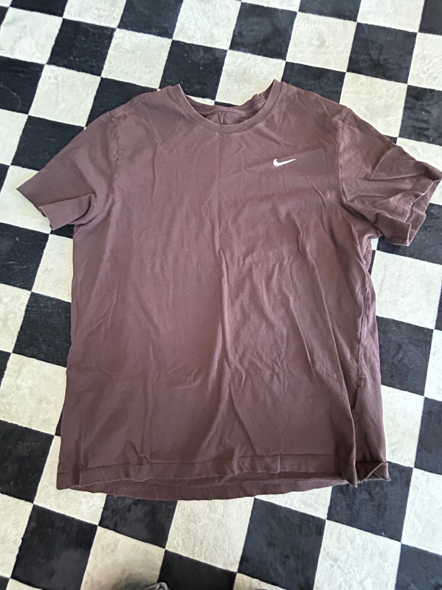 Playera Nike cafe