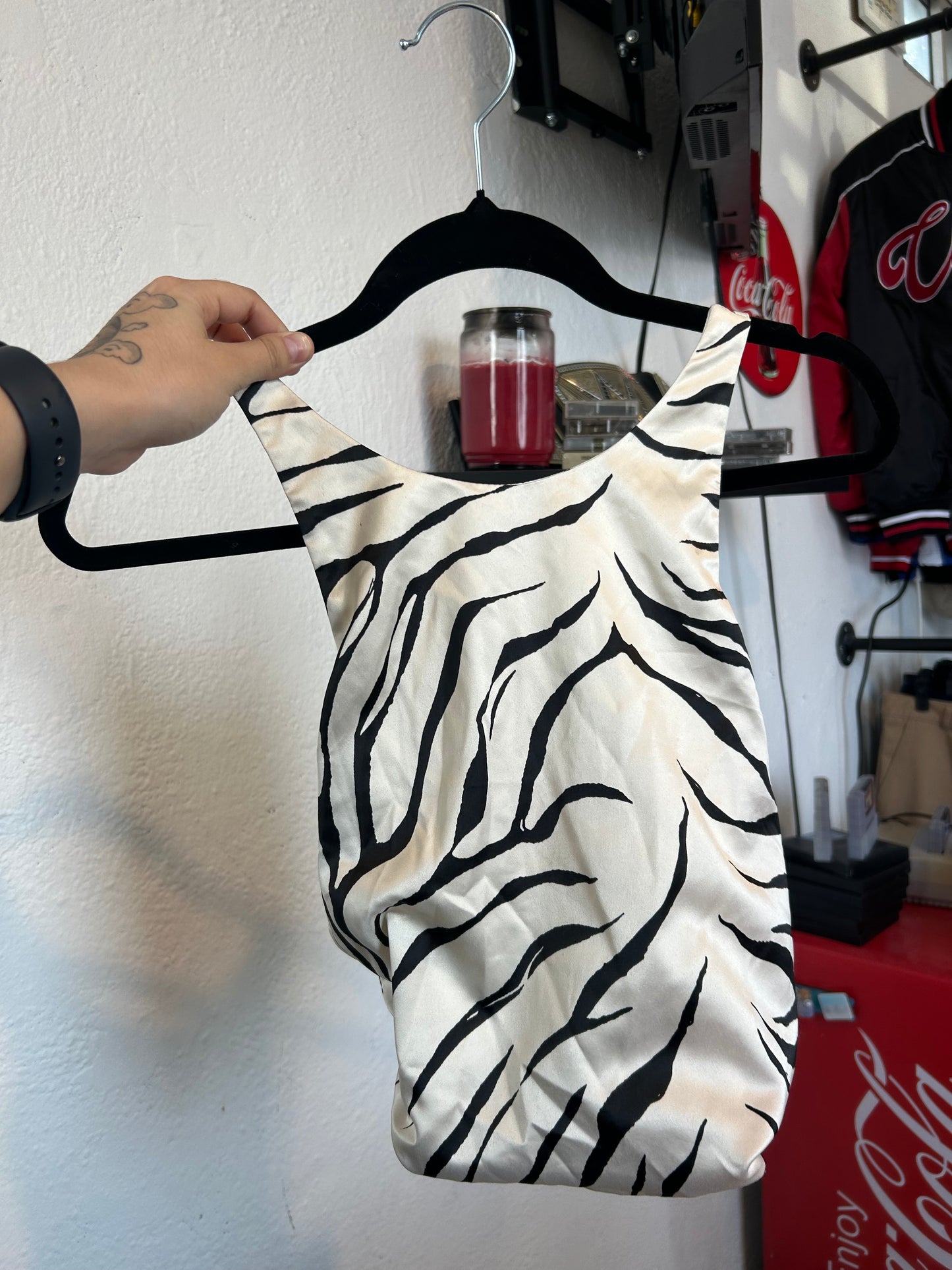 Blusa top print zebra