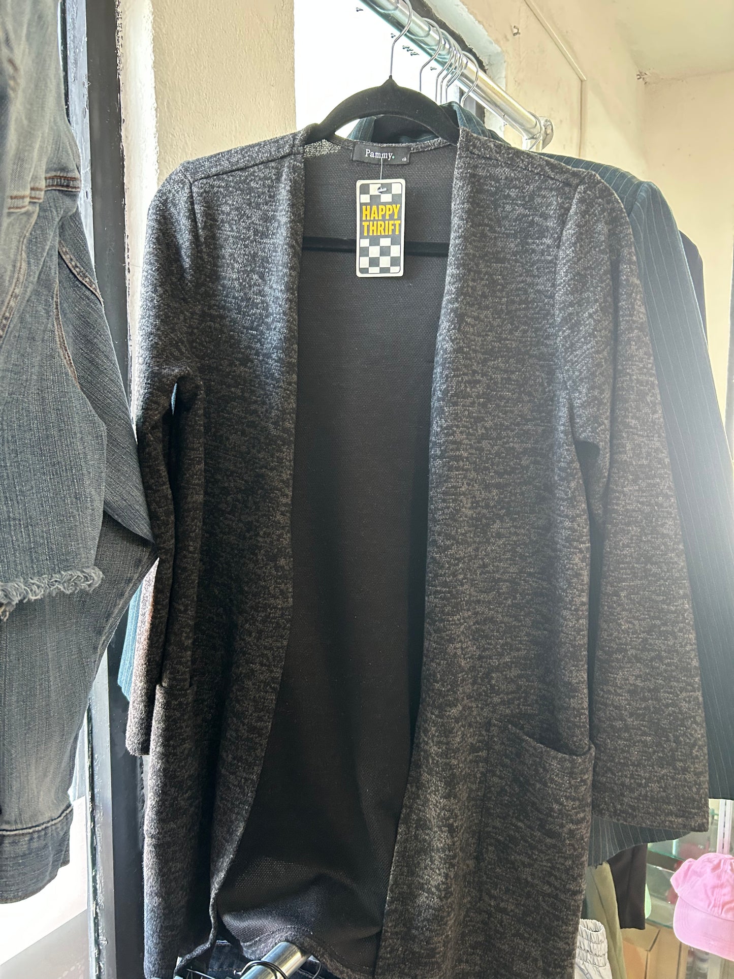 Saco suéter gris con negro