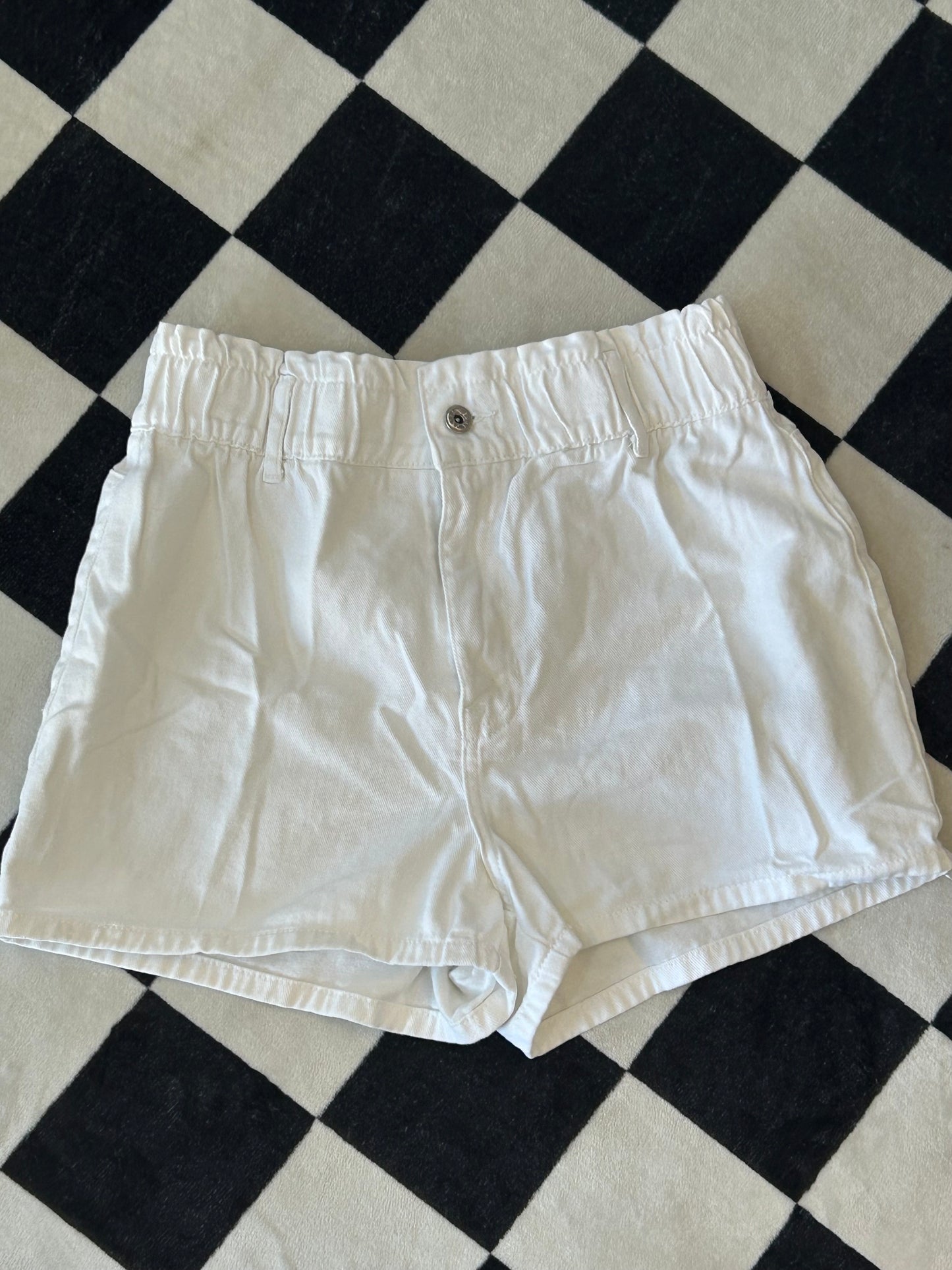 Short blanco mezclilla