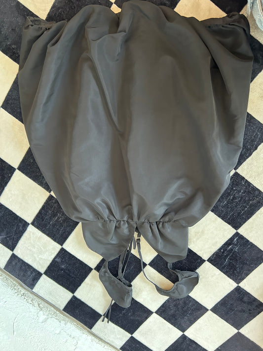 Vestido negro tirantes bombacho