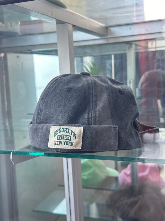 Gorra negra