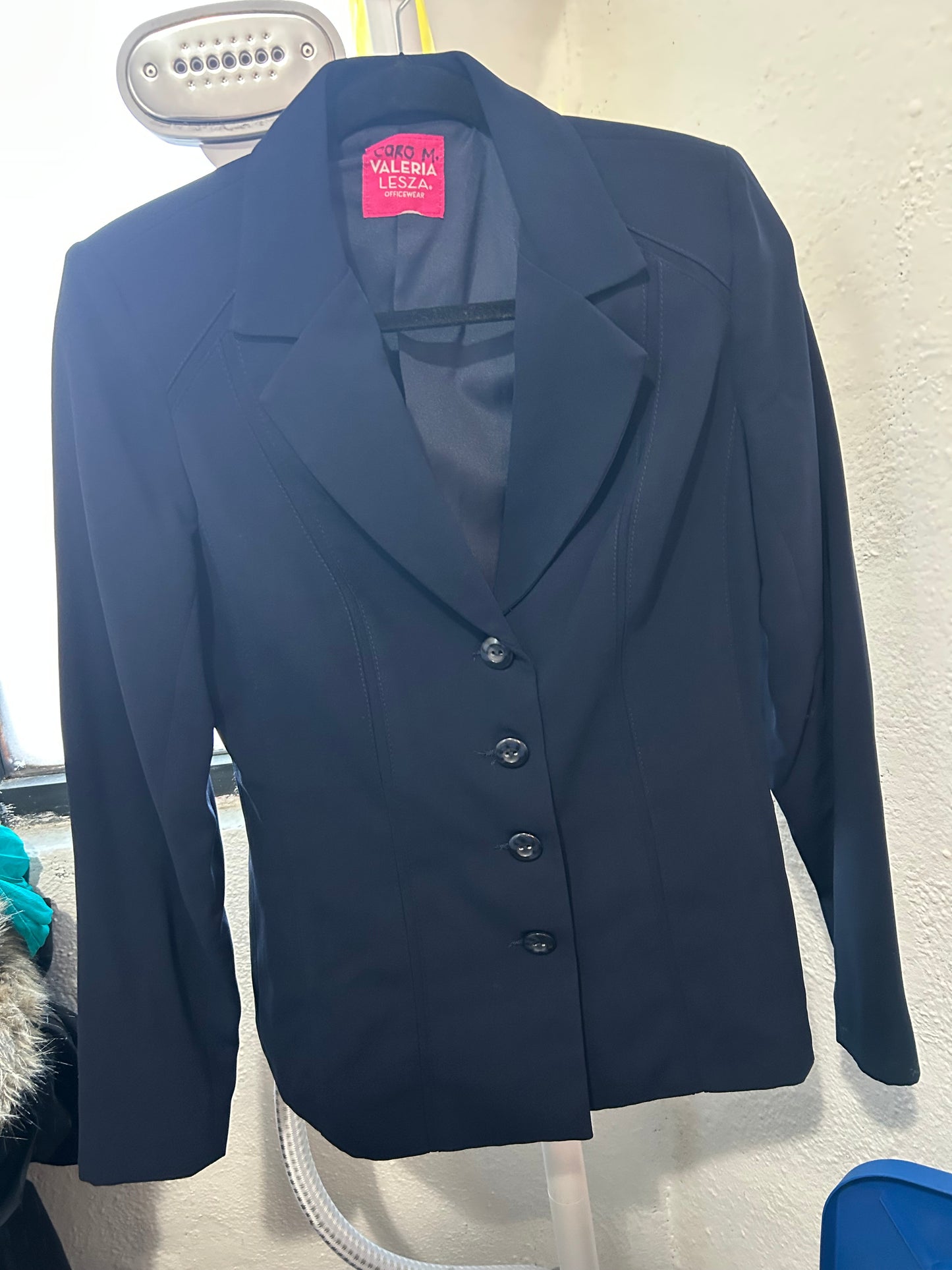 Blazer azul marino 4 botones