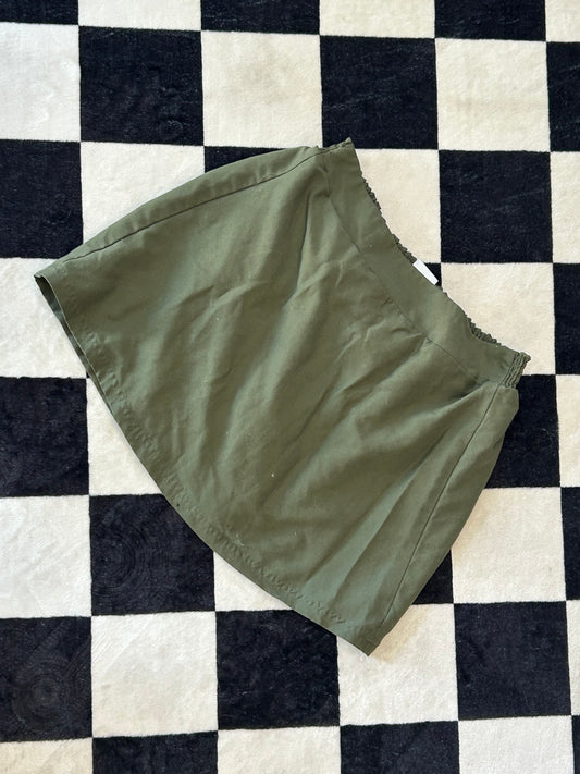 Falda short verde olivo