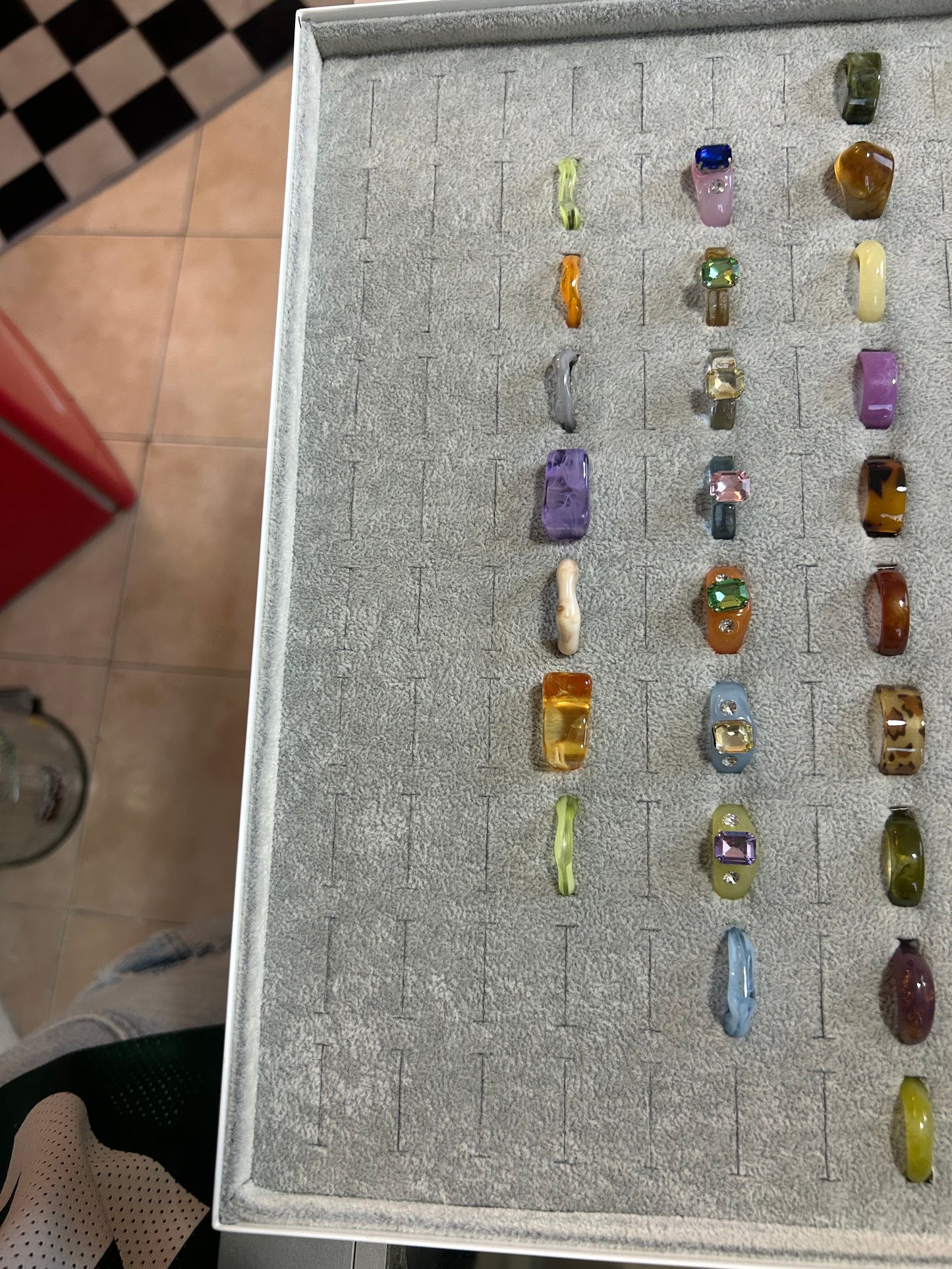 Anillos multicolor y anillos con diseño diamante