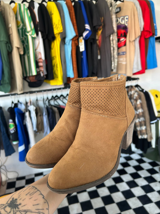 Botines cafés