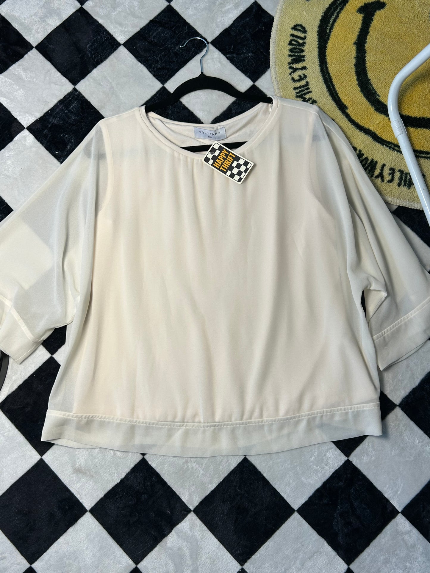 Blusa color hueso