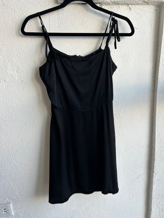 Vestido negro brillos
