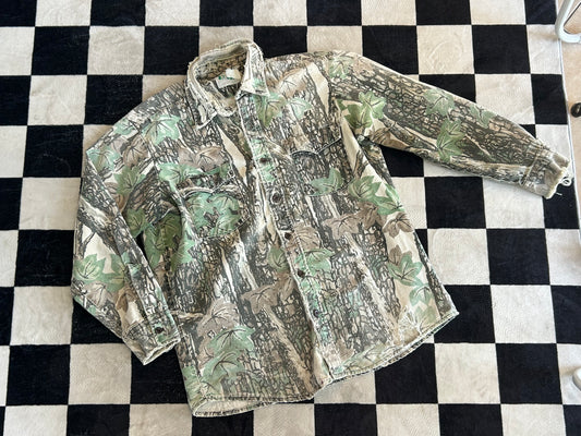 Camisa camuflajeada
