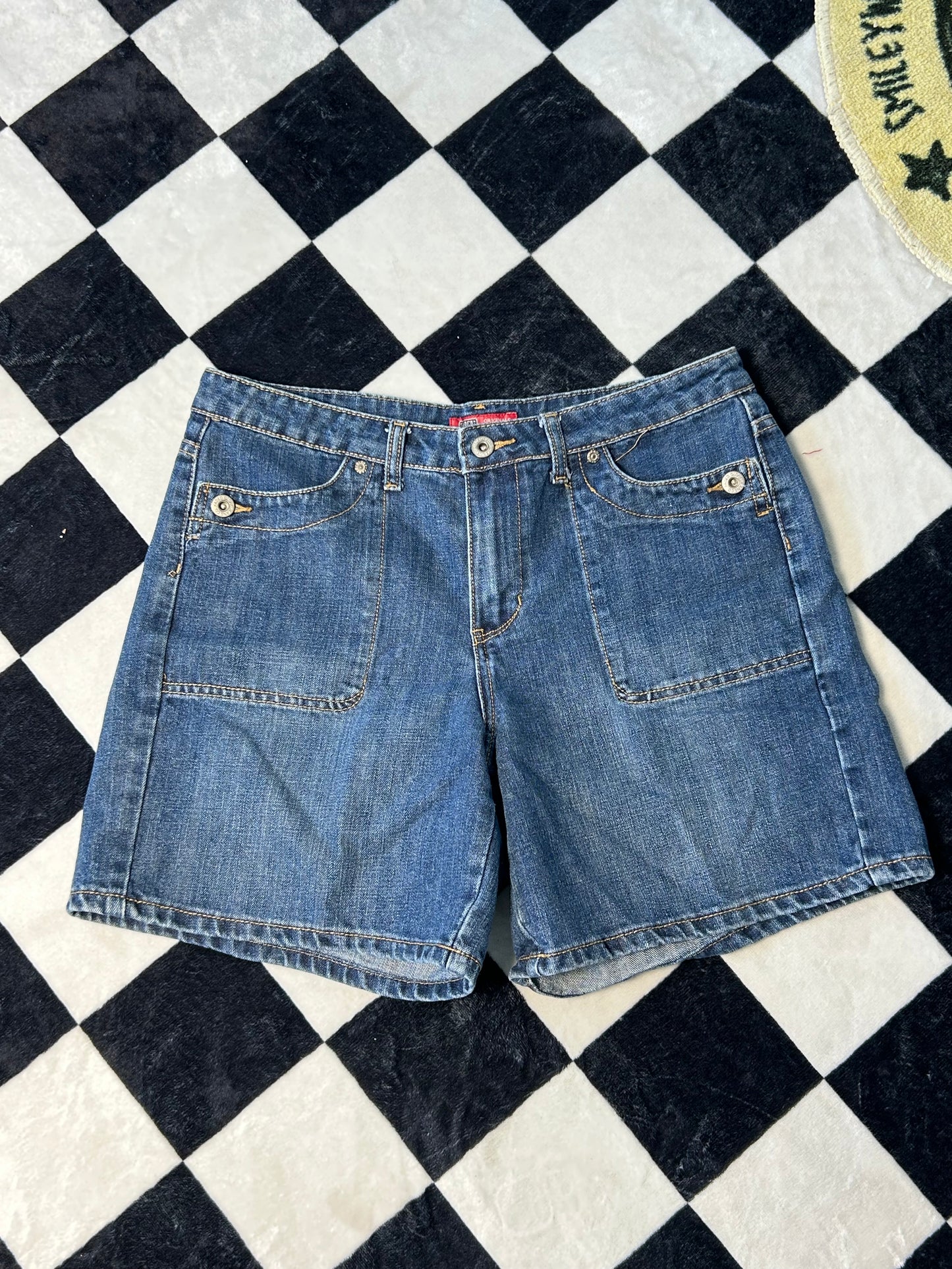 Low-Rise Oversized Denim Short